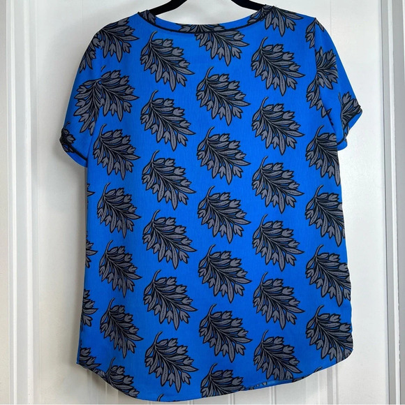 Ann Taylor Beautiful Royal Blue and Gray Piped Short Sleeve. Size Small. - Picture 3 of 11